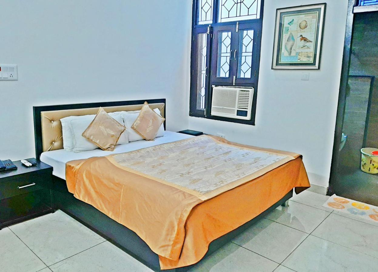 Bindiram Express By Shrigo Hotels Sitapur Muafi Buitenkant foto
