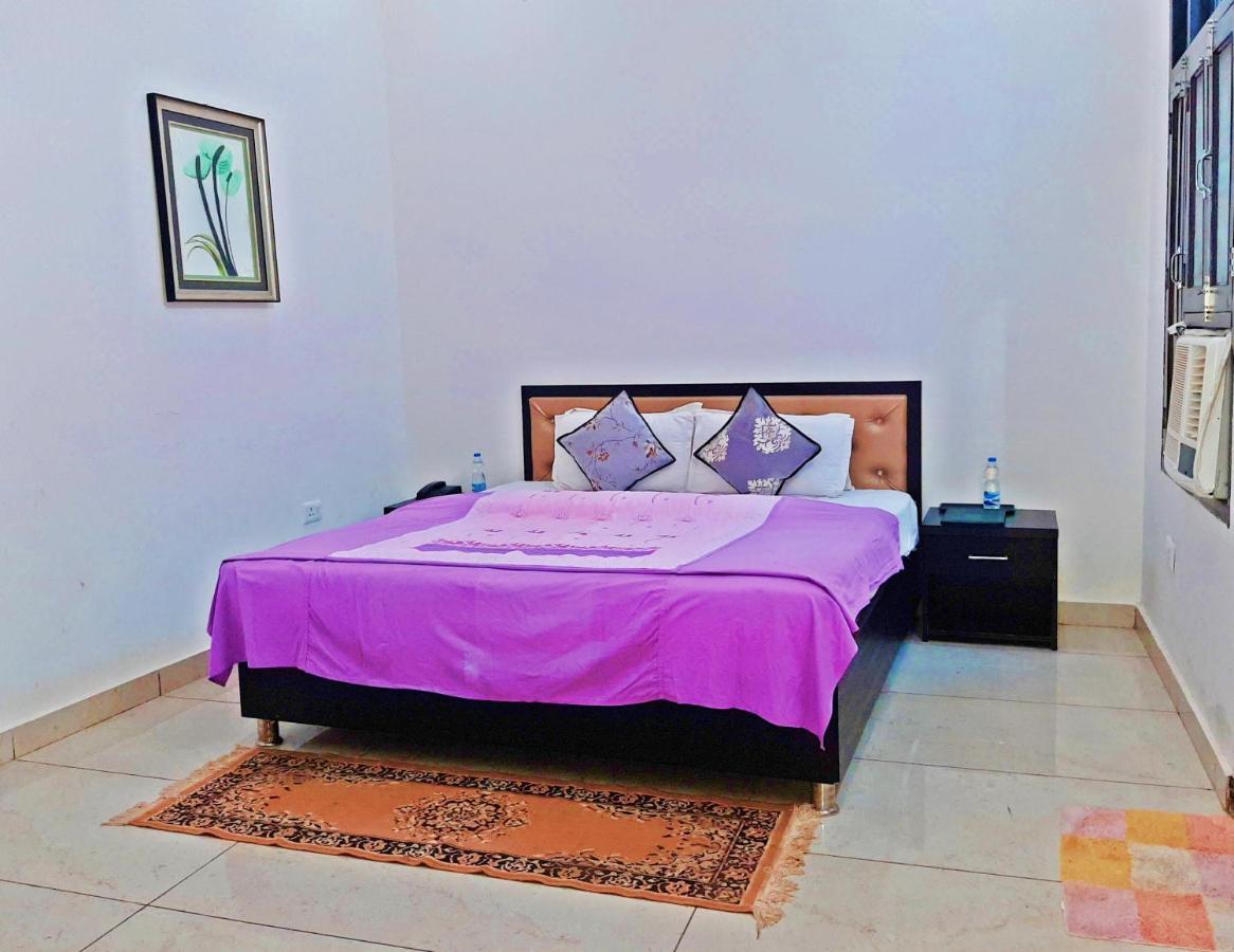 Bindiram Express By Shrigo Hotels Sitapur Muafi Buitenkant foto