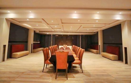 Bindiram Express By Shrigo Hotels Sitapur Muafi Buitenkant foto